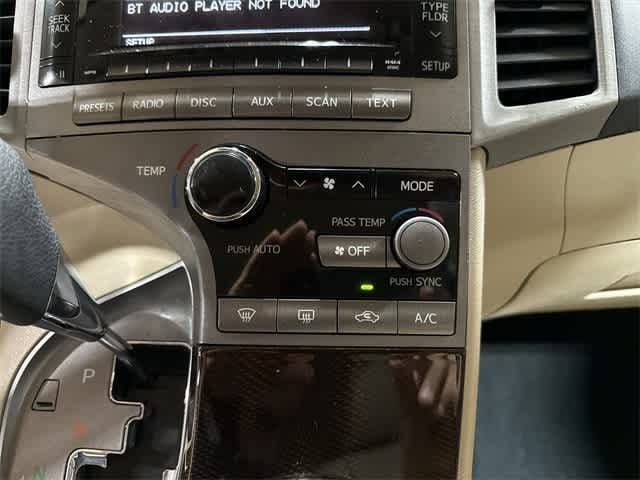 Thumbnail: 2010 Toyota Venza - 20