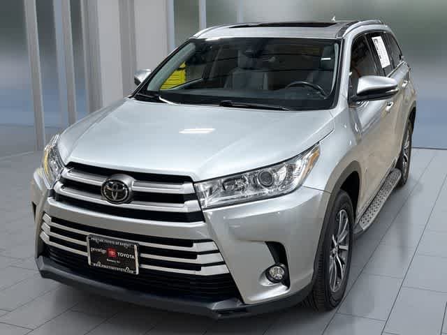 Thumbnail: 2017 Toyota Highlander - 1