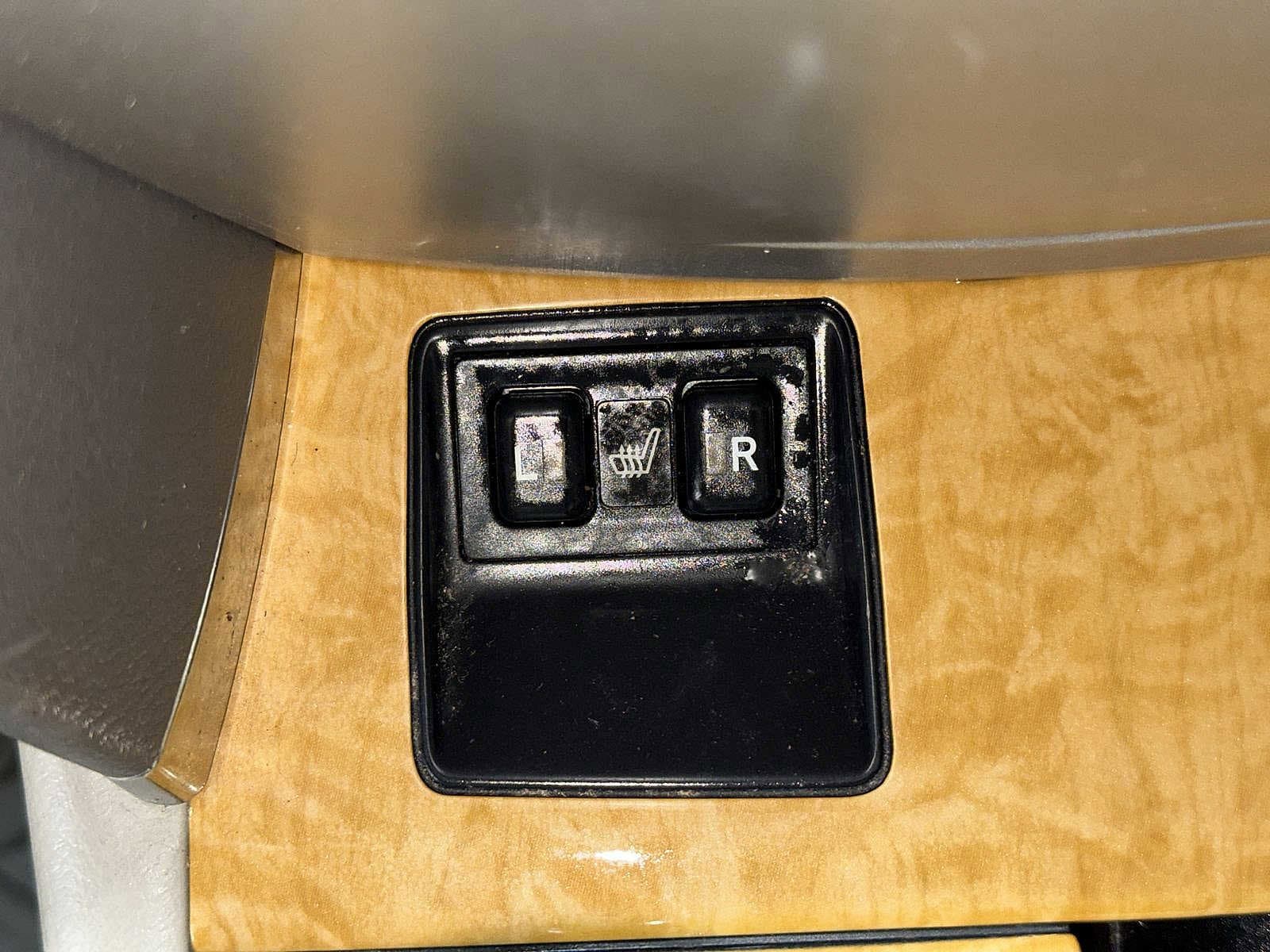 Thumbnail: 2007 Toyota Camry - 31