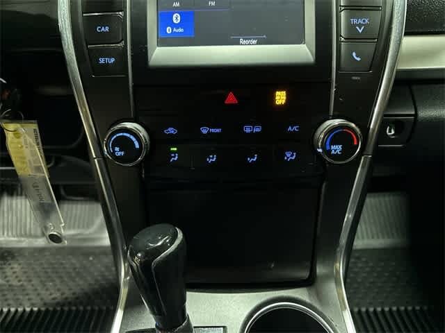 Thumbnail: 2017 Toyota Camry - 20