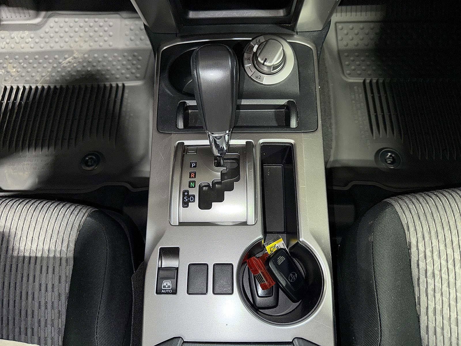 Thumbnail: 2024 Toyota 4Runner - 31