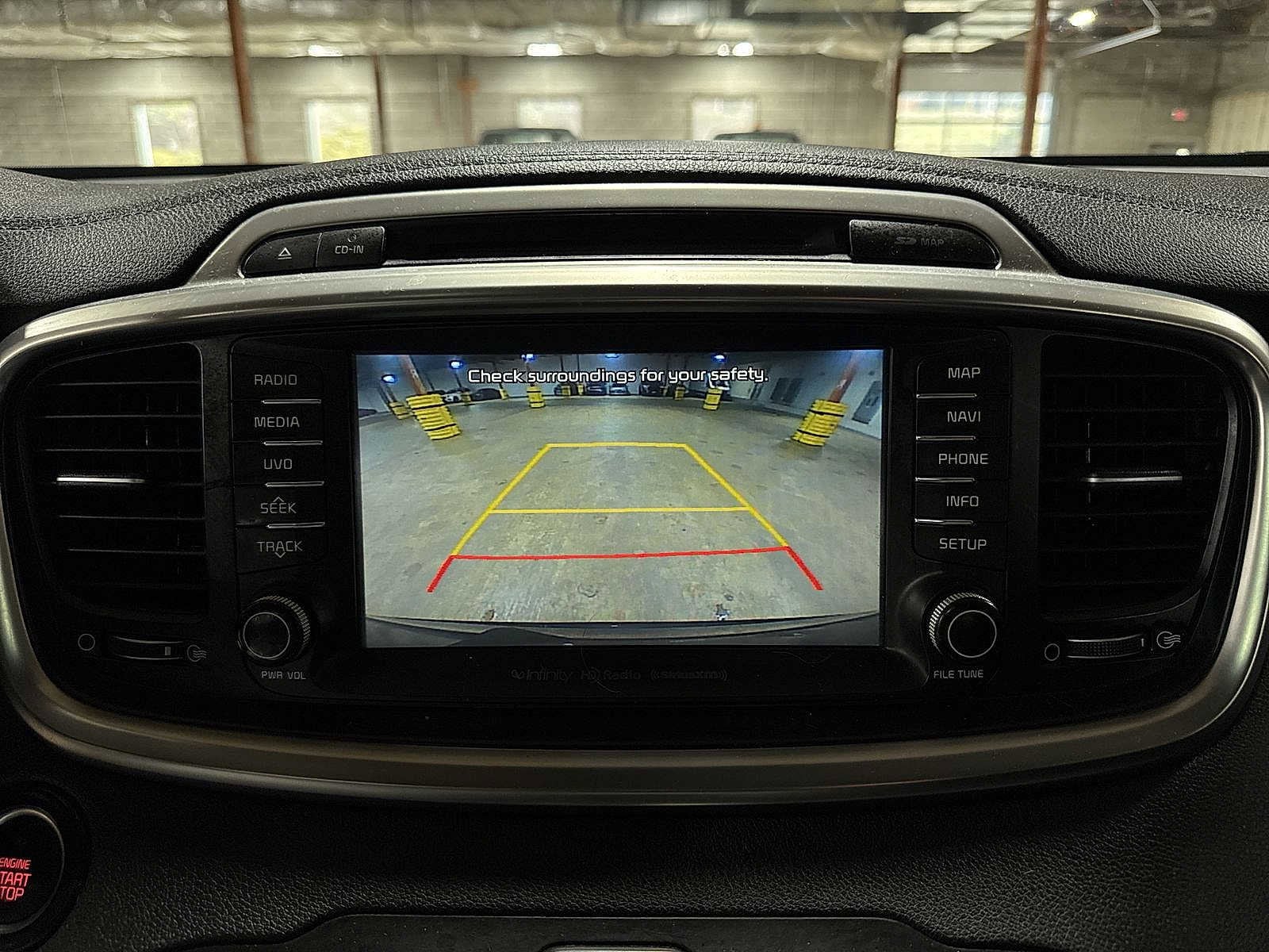 Thumbnail: 2016 Kia Sorento - 27