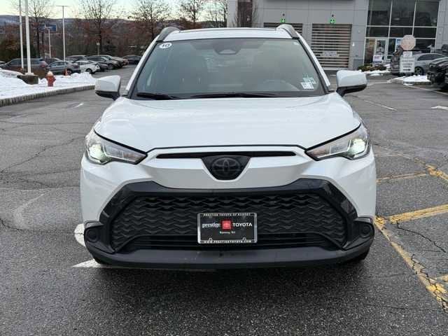 Used 2024 Toyota Corolla Cross SE with VIN 7MUFBABGXRV056760 for sale in Northfield, Minnesota