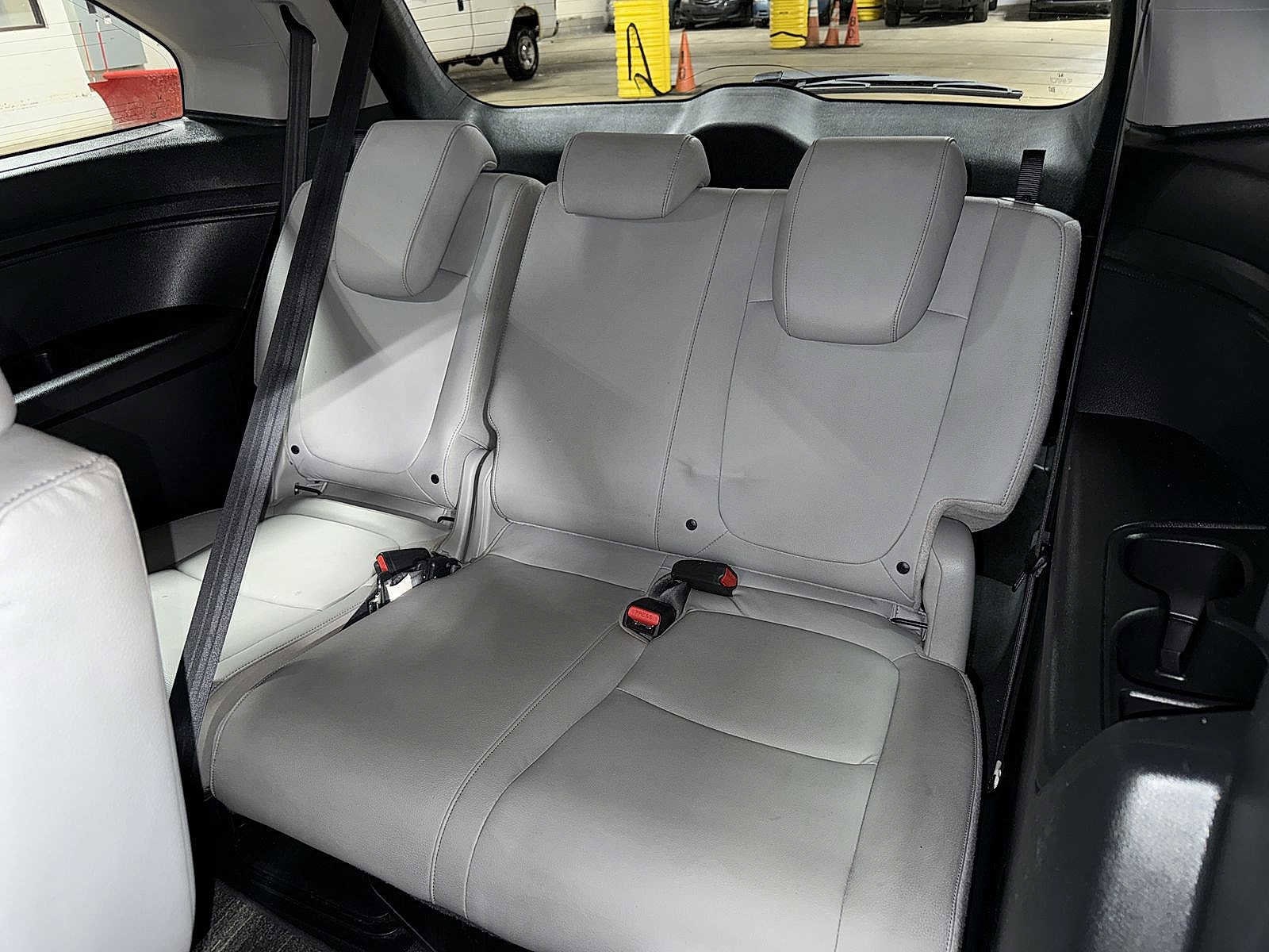 Thumbnail: 2023 Honda Odyssey - 18