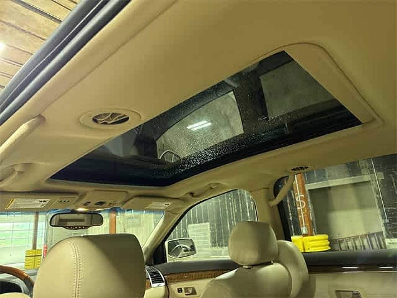 Thumbnail: 2009 Cadillac SRX - 41