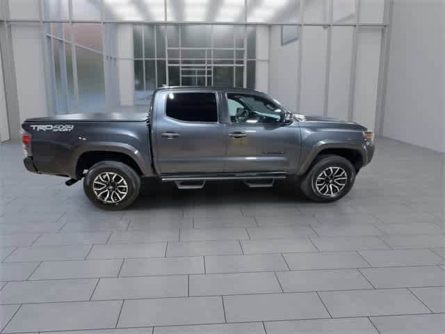 Thumbnail: 2022 Toyota Tacoma - 15