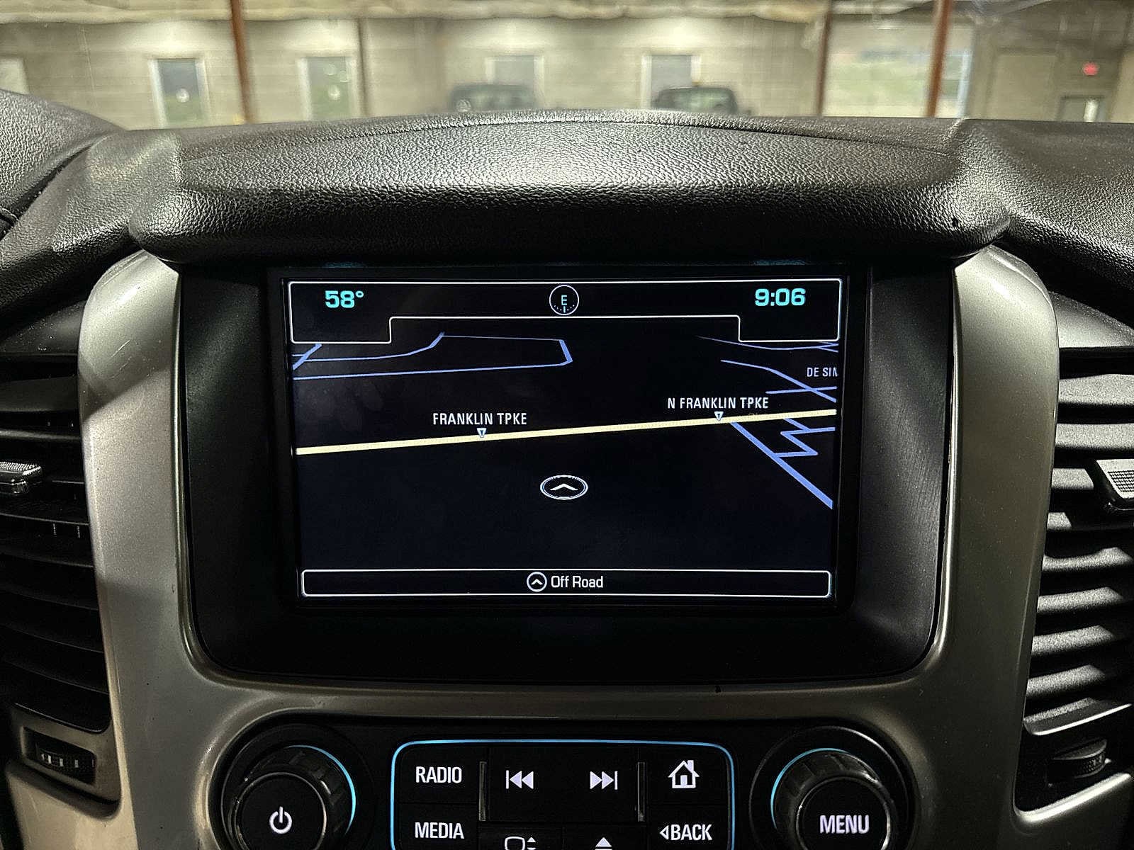 Thumbnail: 2017 Chevrolet Suburban - 21