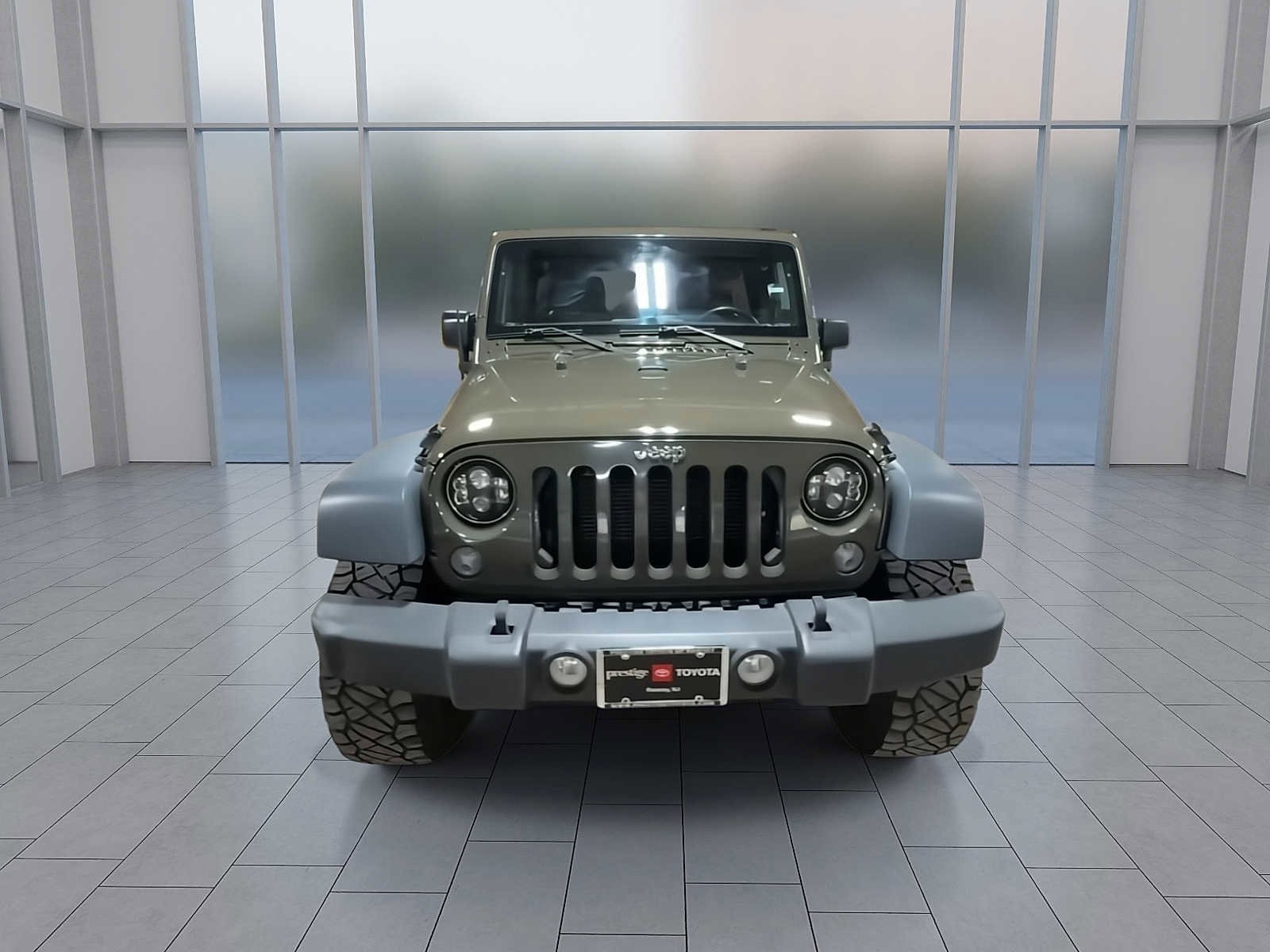 Thumbnail: 2015 Jeep Wrangler - 3