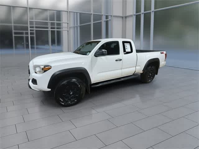 Thumbnail: 2021 Toyota Tacoma - 4