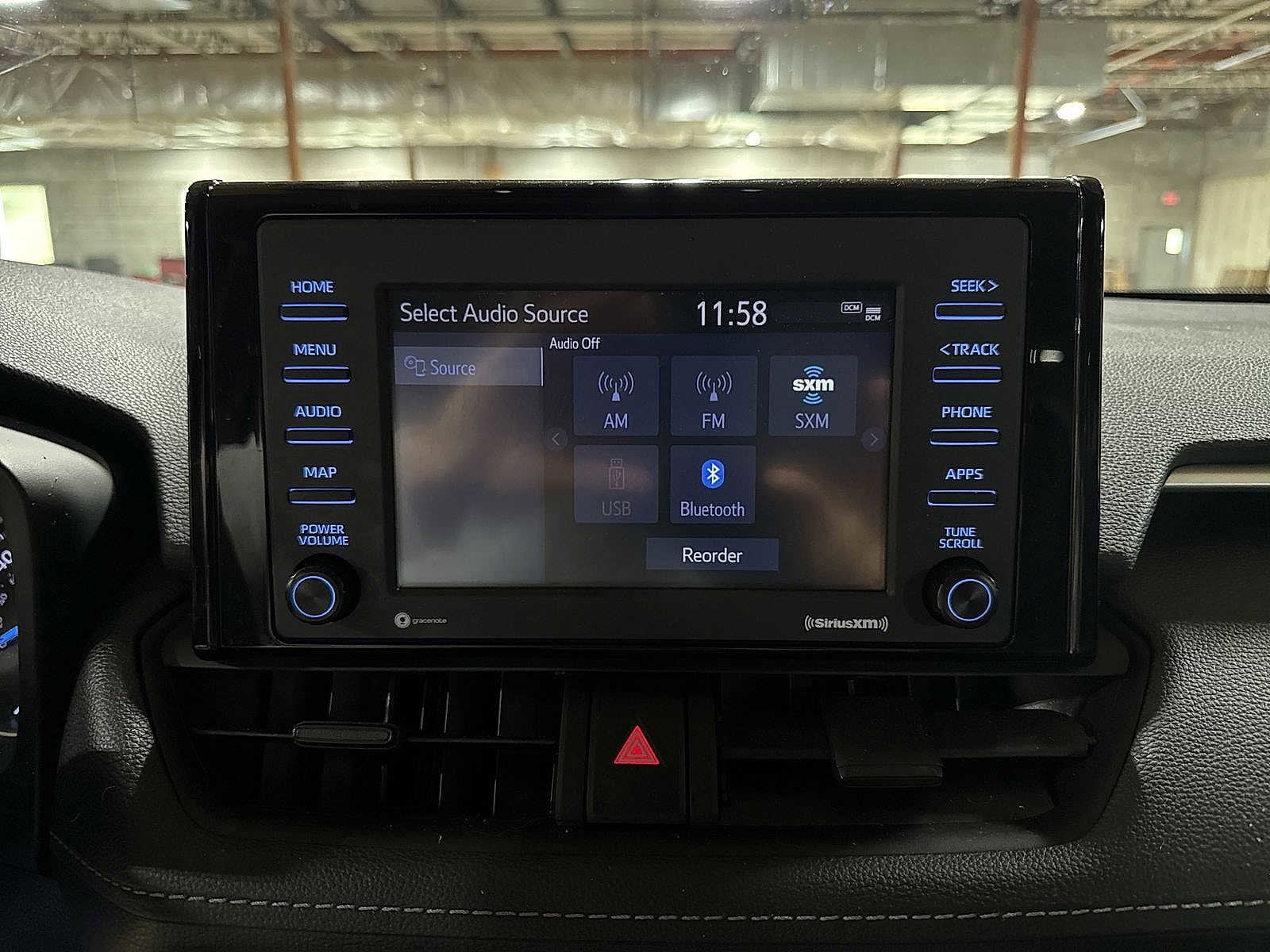 Thumbnail: 2022 Toyota RAV4 - 20