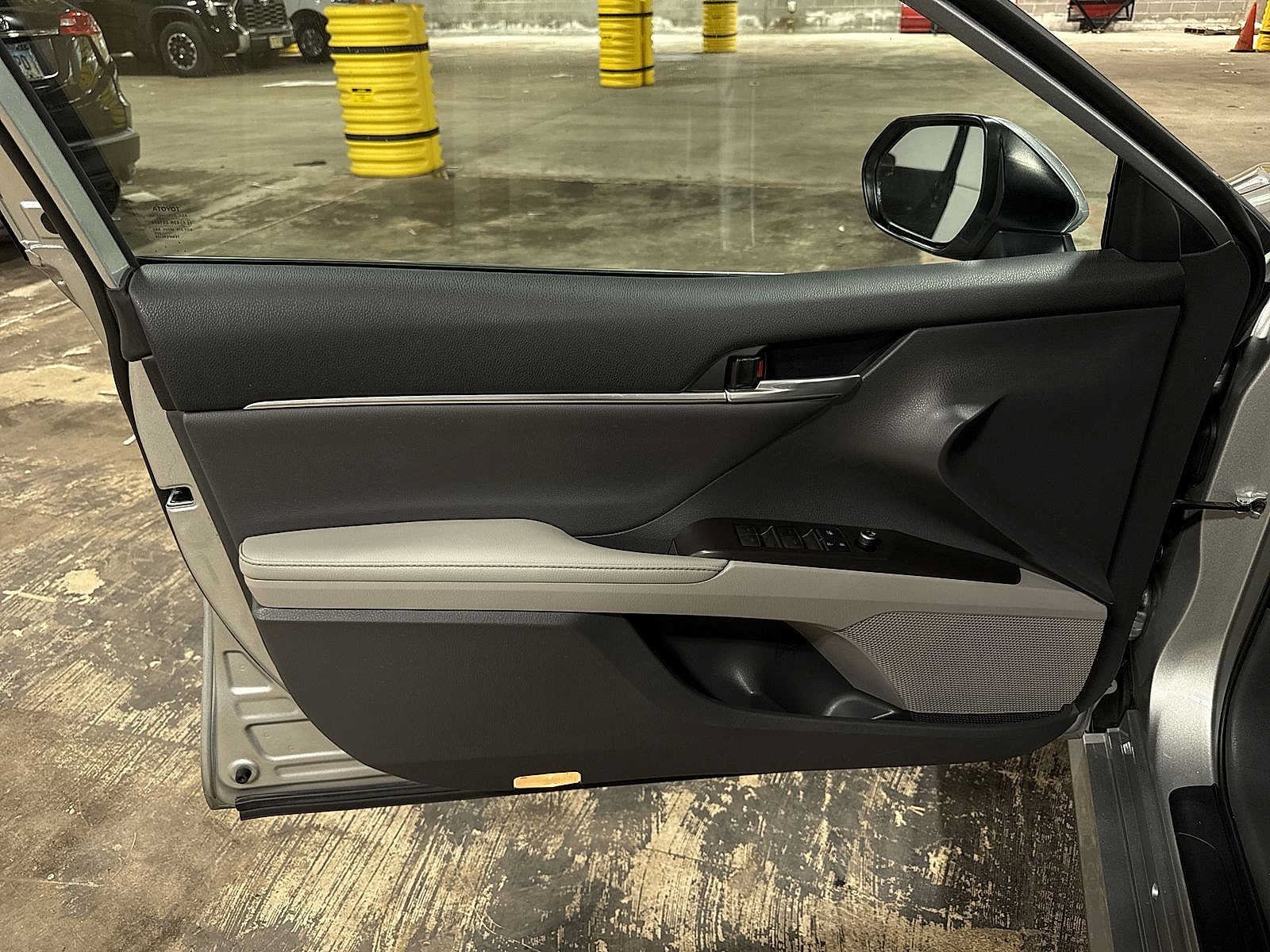 Thumbnail: 2021 Toyota Camry - 29