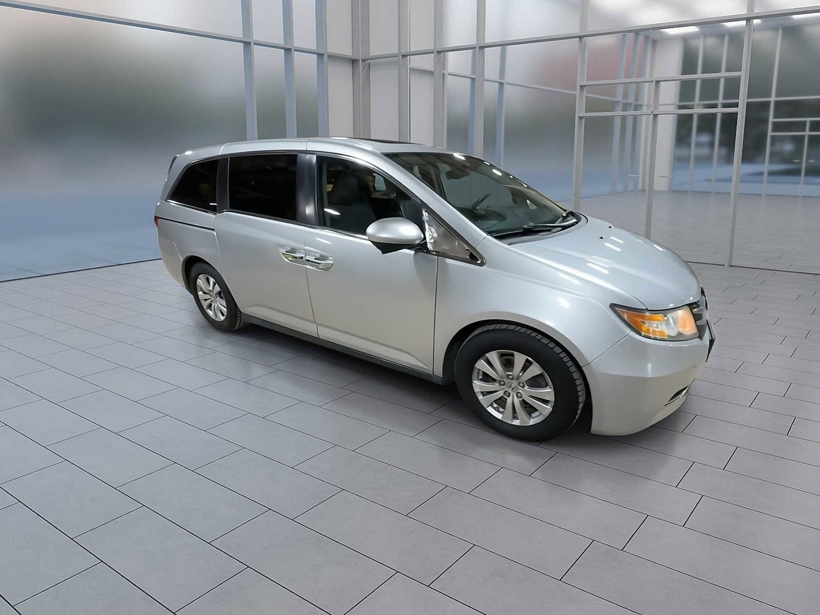 Thumbnail: 2015 Honda Odyssey - 2