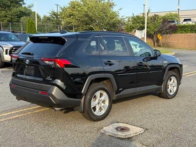 Thumbnail: 2020 Toyota RAV4 - 4