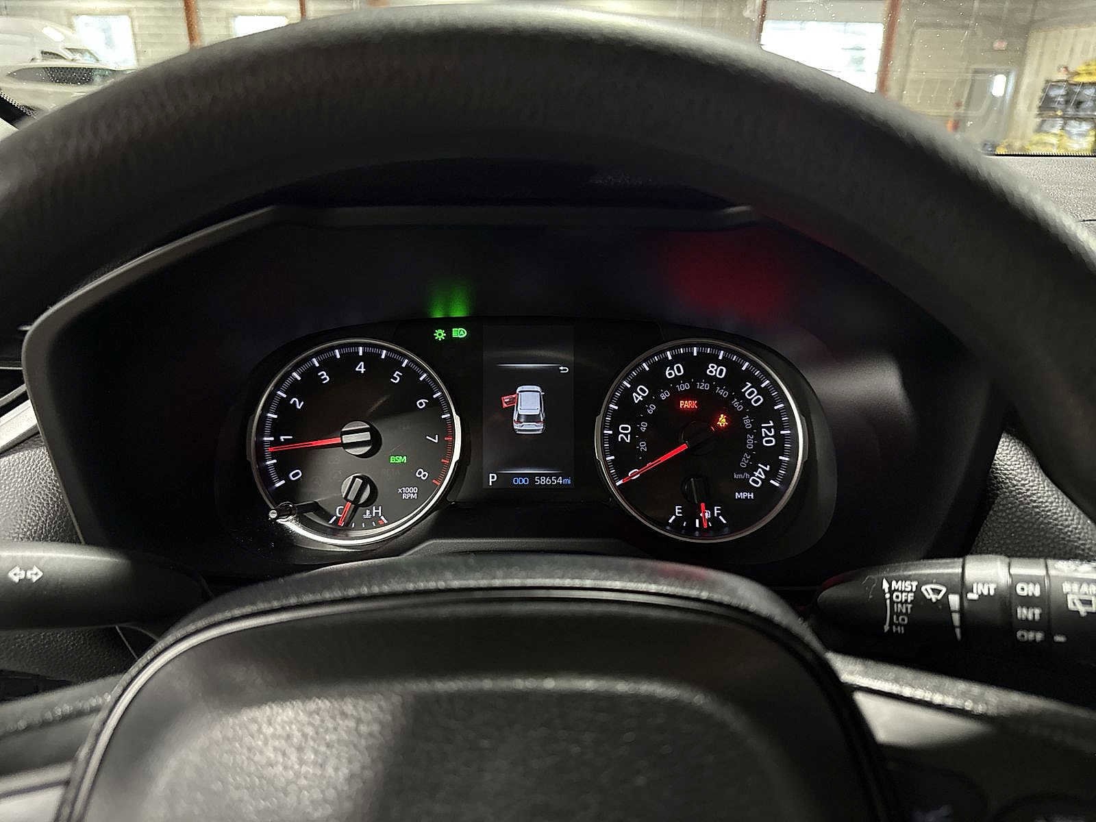 Thumbnail: 2022 Toyota RAV4 - 31