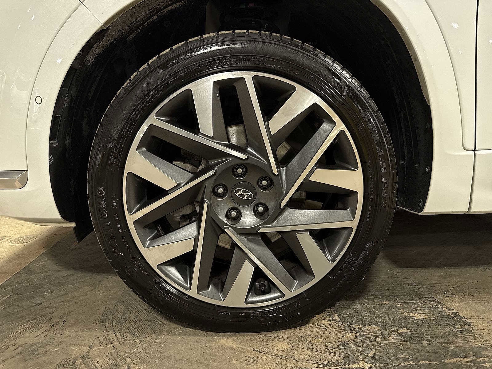 Thumbnail: 2021 Hyundai Santa Fe - 10