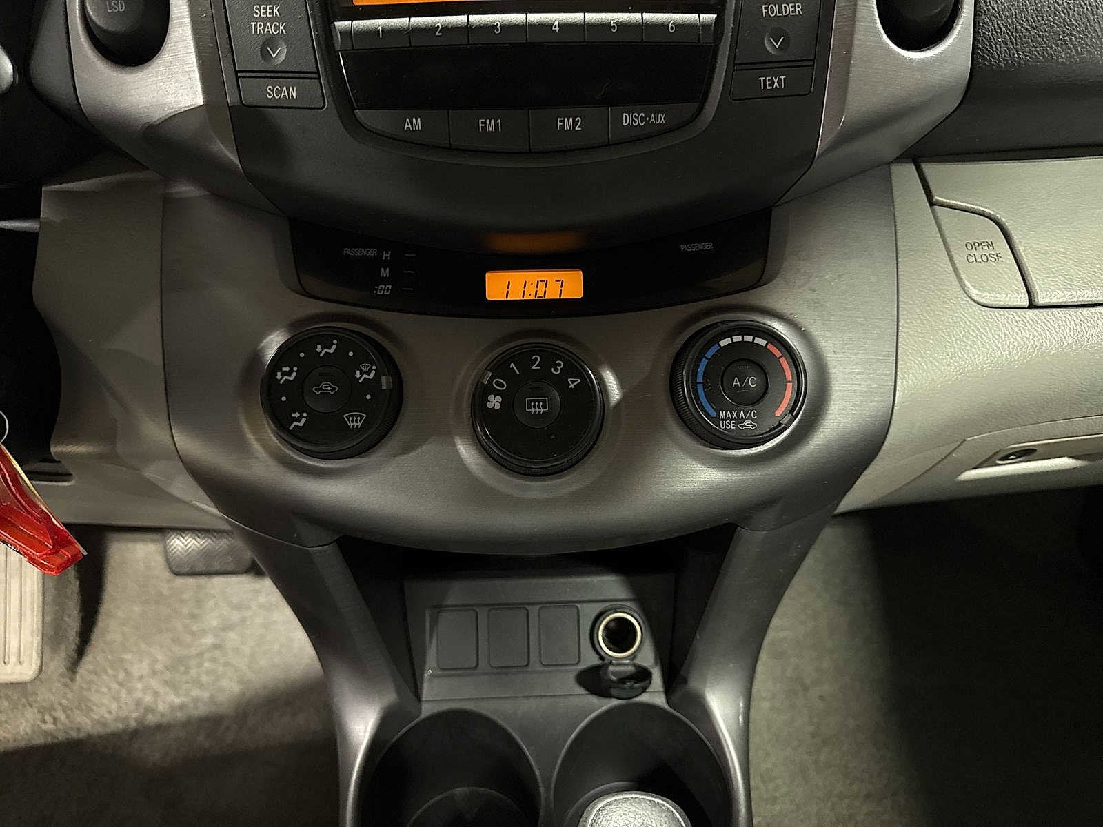 Thumbnail: 2007 Toyota RAV4 - 20