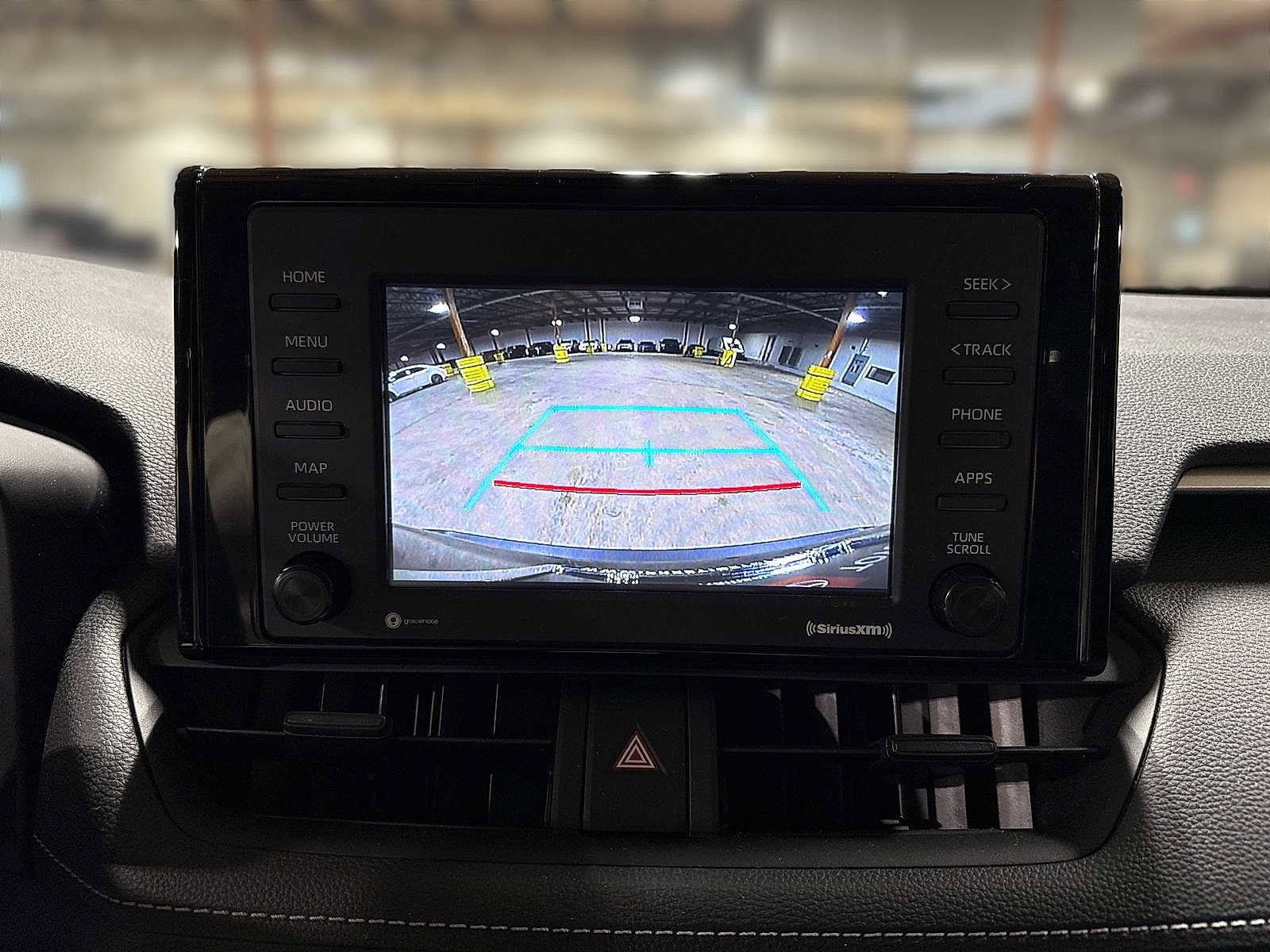 Thumbnail: 2021 Toyota RAV4 - 23