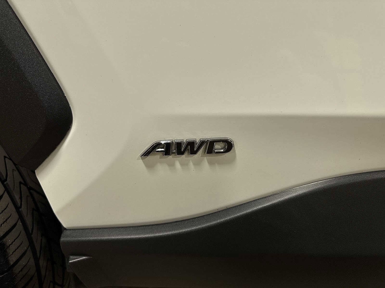 Thumbnail: 2021 Toyota RAV4 - 25