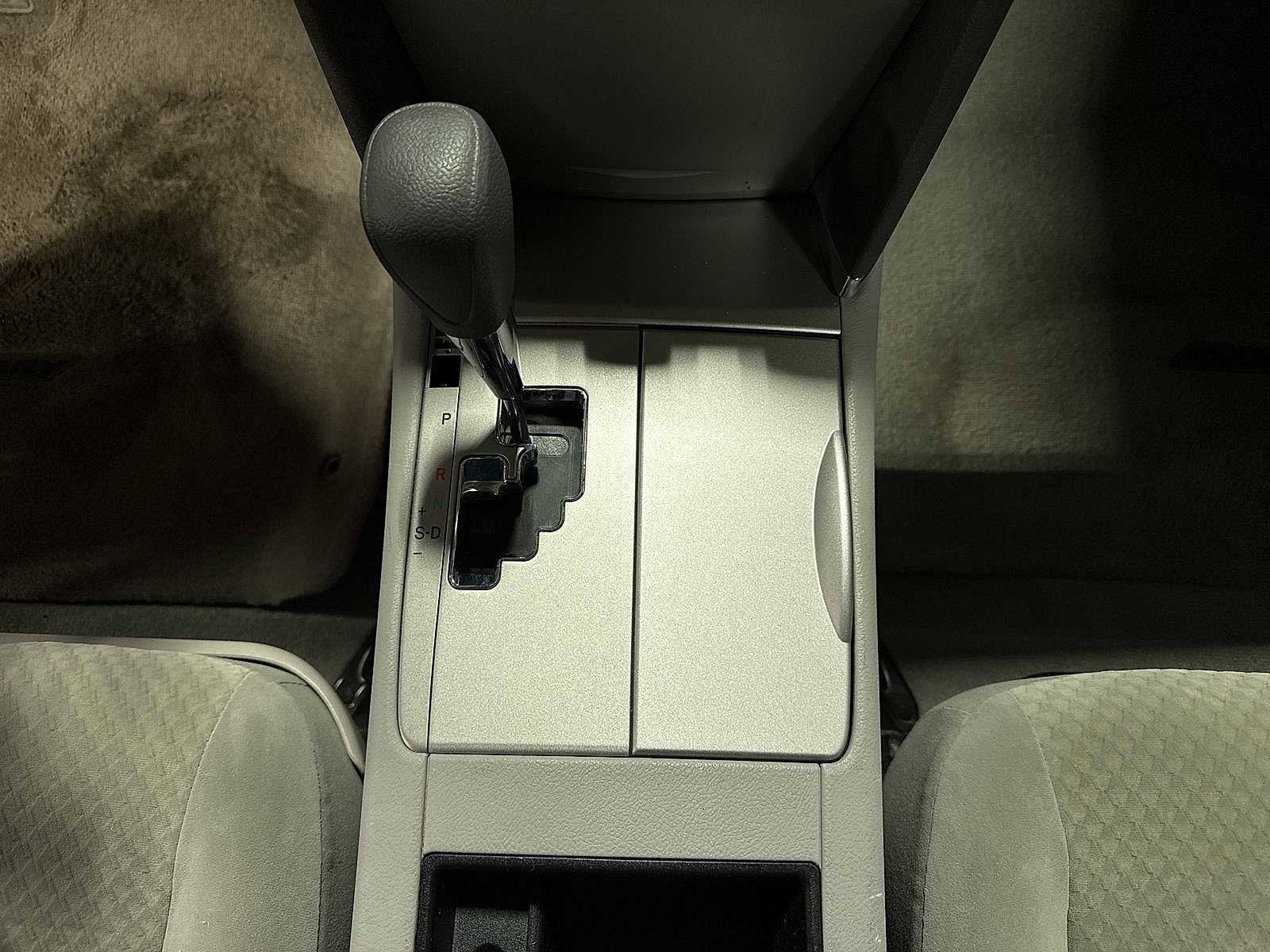 Thumbnail: 2009 Toyota Camry - 29