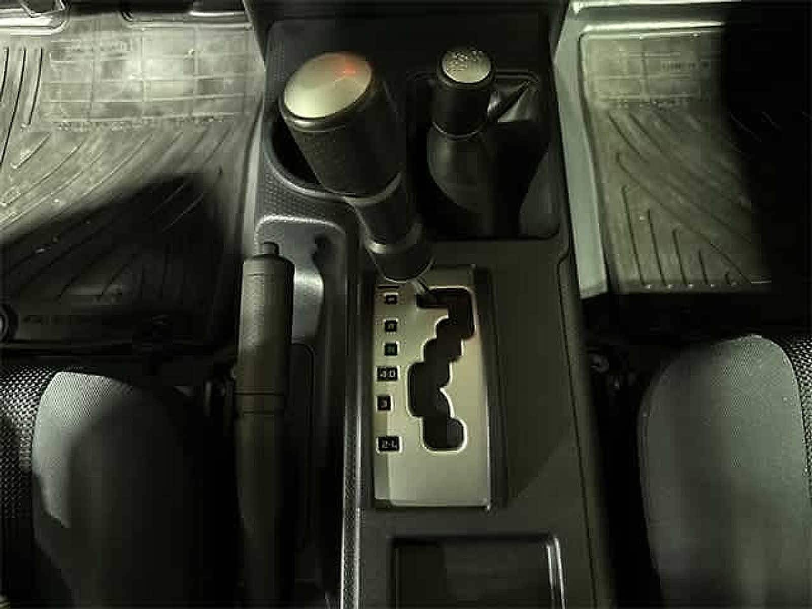 Thumbnail: 2013 Toyota FJ Cruiser - 36