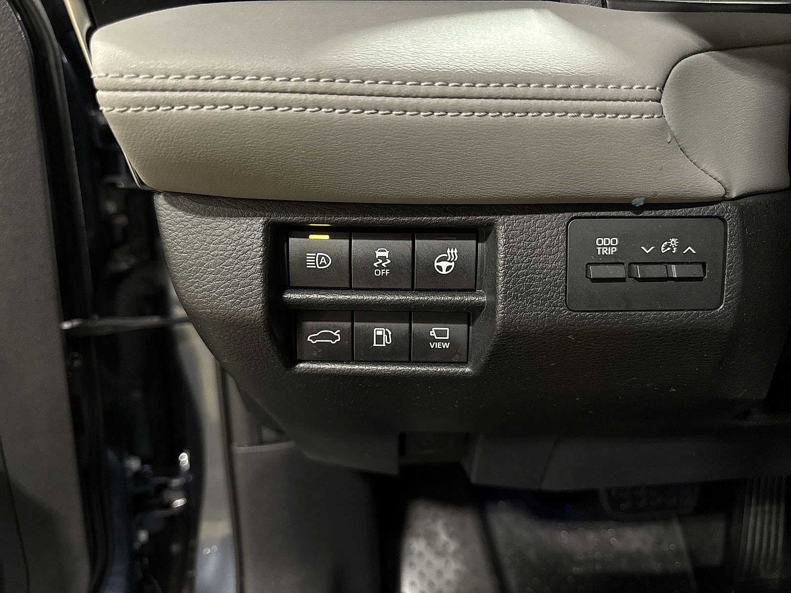 Thumbnail: 2020 Toyota Avalon - 33