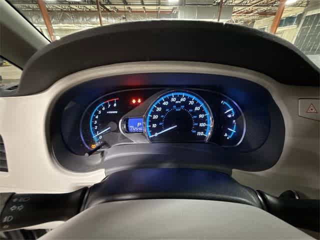 Thumbnail: 2011 Toyota Sienna - 36