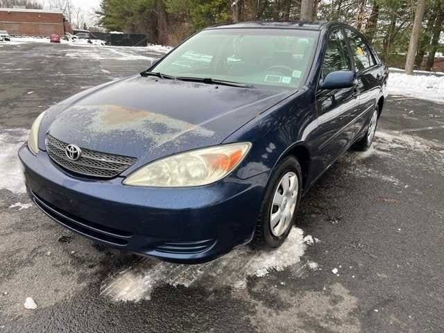 2003 Toyota Camry LE's photo