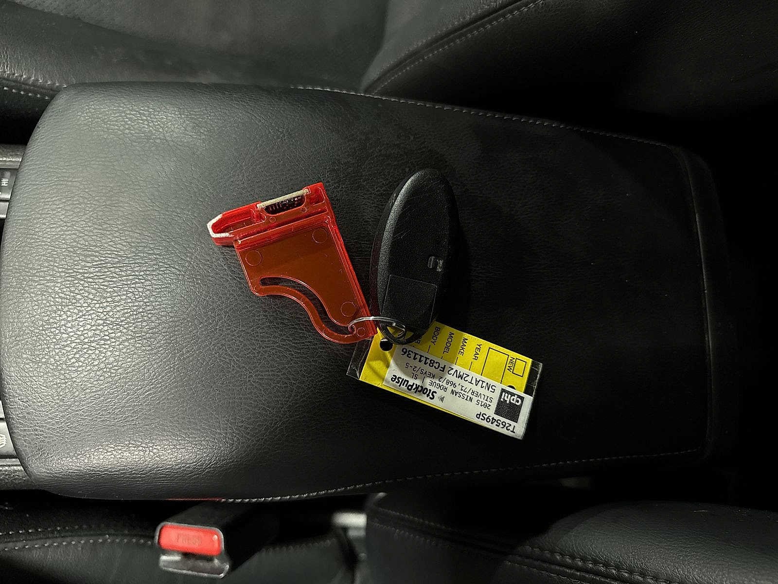 Thumbnail: 2015 Nissan Rogue - 35