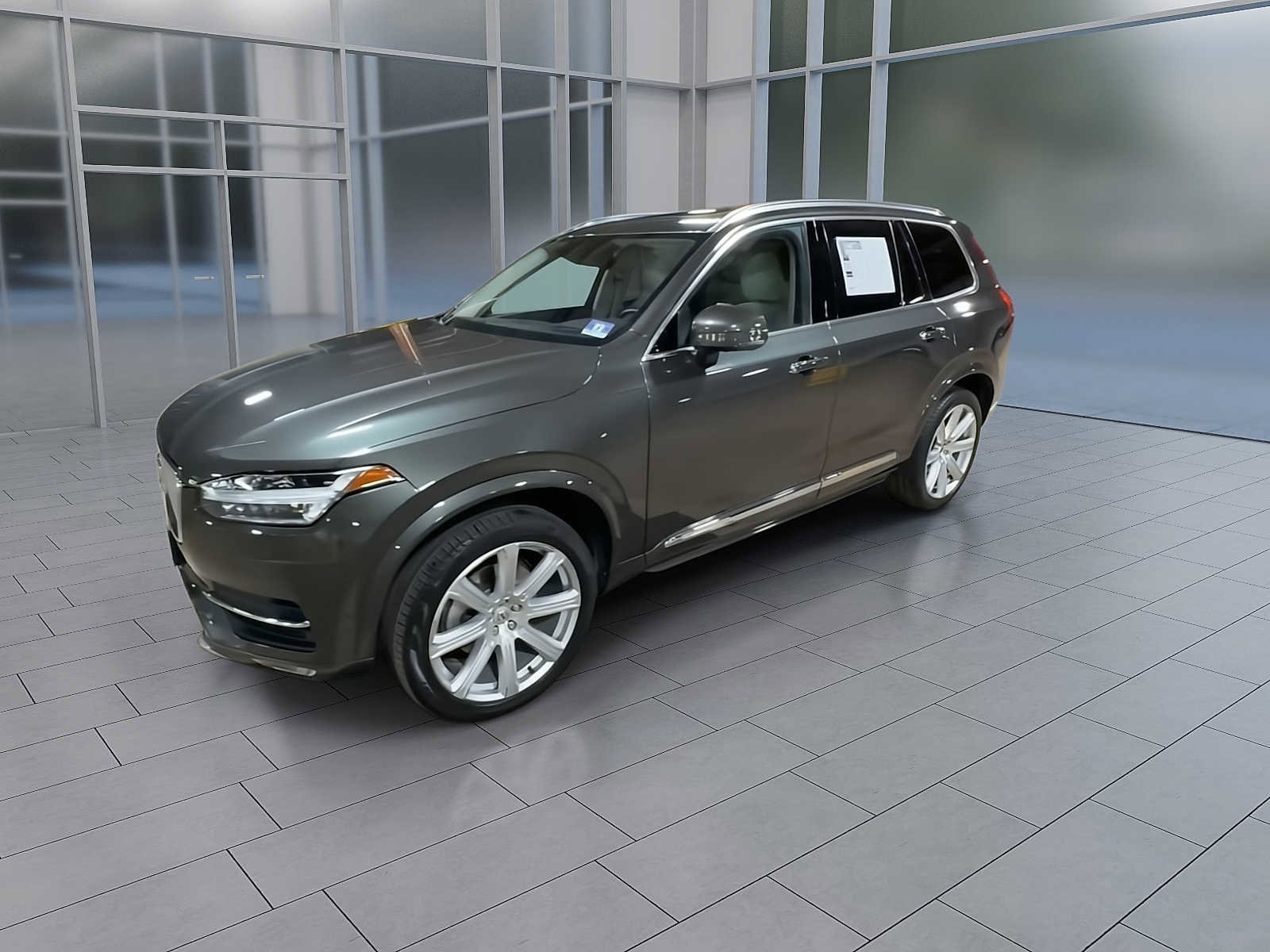 Thumbnail: 2018 Volvo XC90 - 4