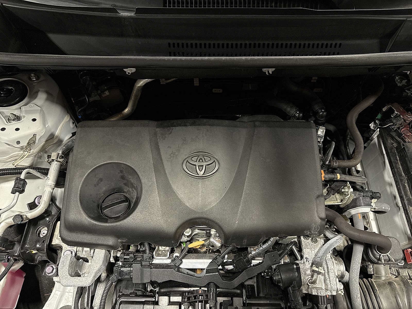 Thumbnail: 2023 Toyota RAV4 - 12