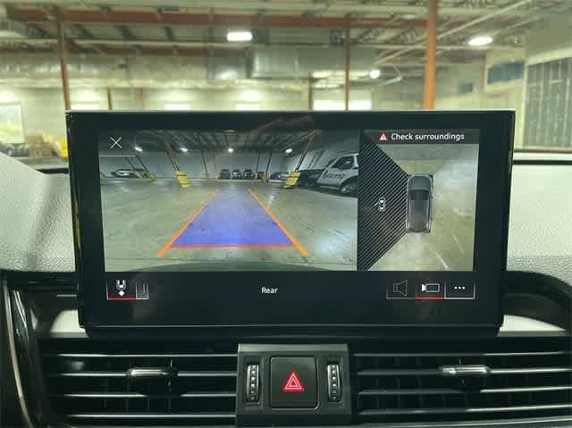 2022 Audi SQ5 Premium 24