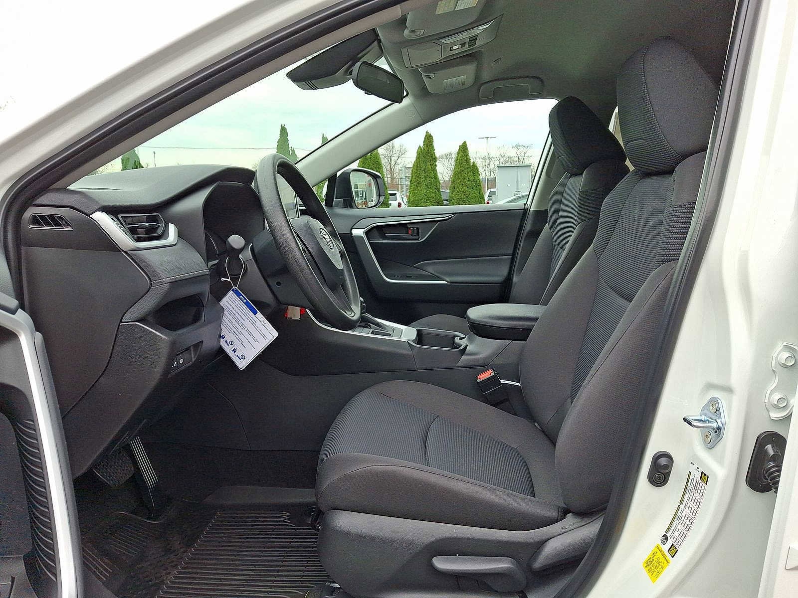 Thumbnail: 2025 Toyota RAV4 - 14