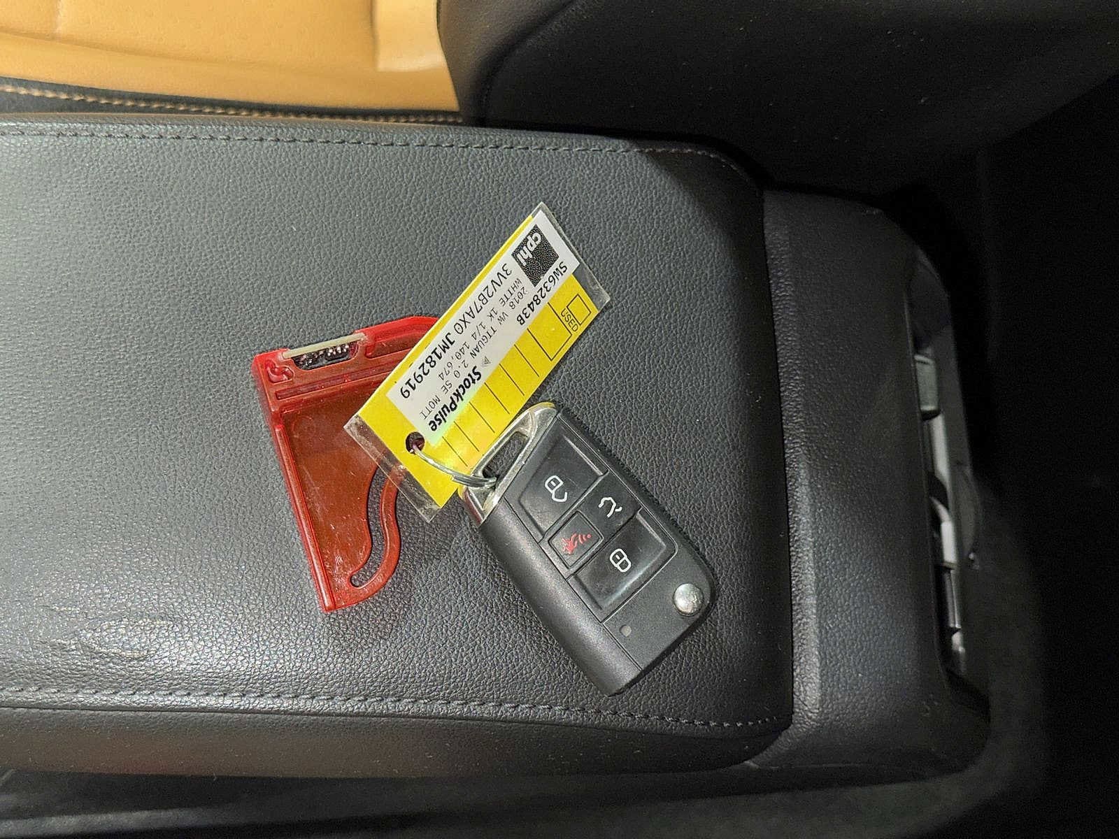 Thumbnail: 2018 Volkswagen Tiguan - 34