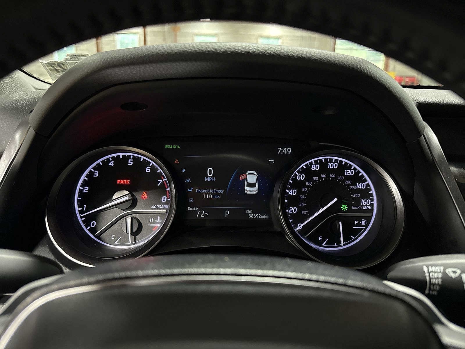 Thumbnail: 2023 Toyota Camry - 32