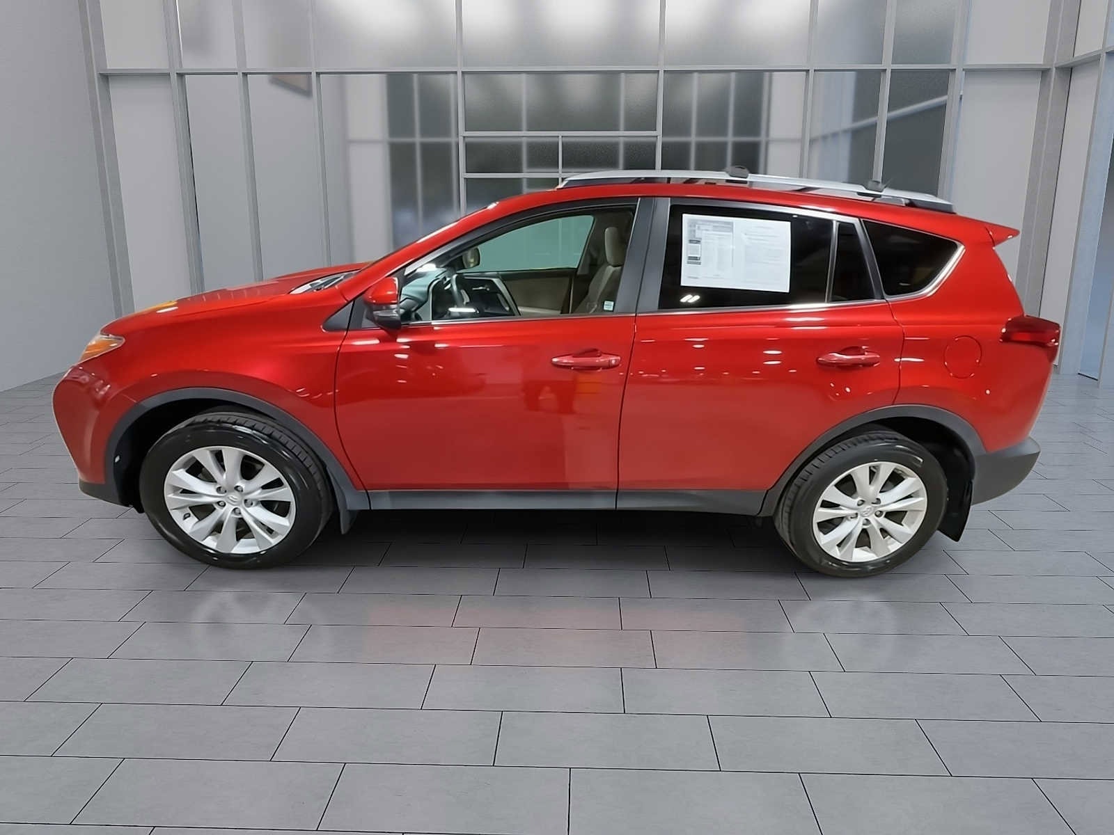 Thumbnail: 2015 Toyota RAV4 - 5