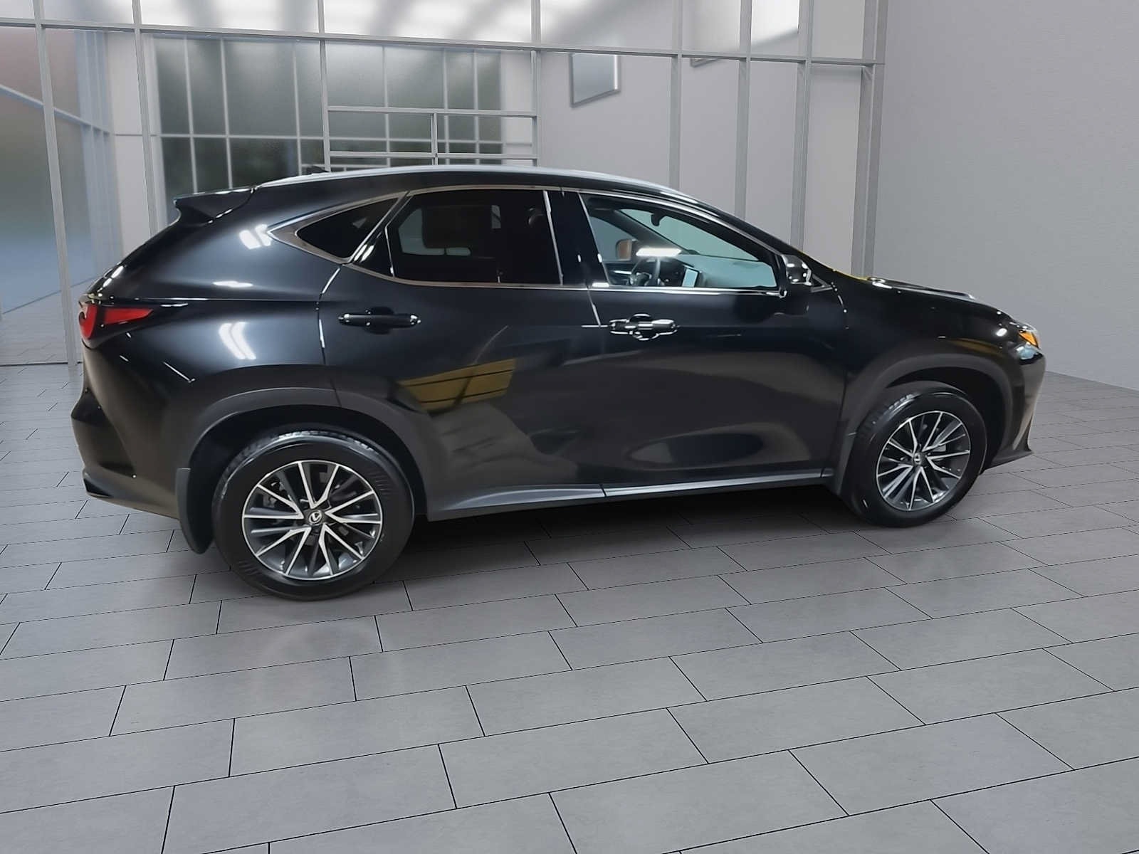 Thumbnail: 2025 Lexus ES - 8