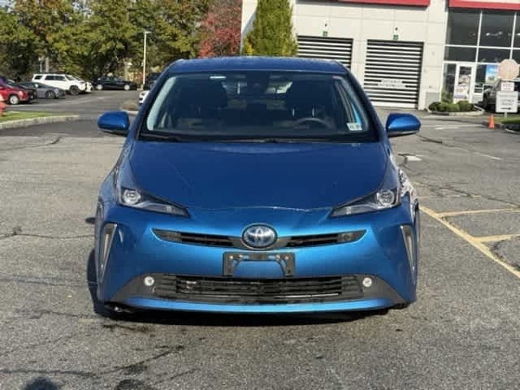 Used 2022 Toyota Prius LE Hatchback