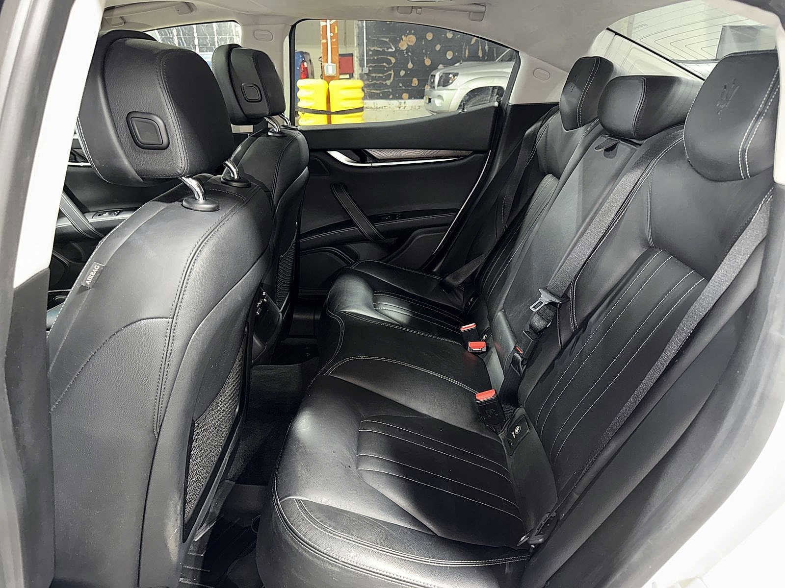 Thumbnail: 2015 Maserati Ghibli - 17