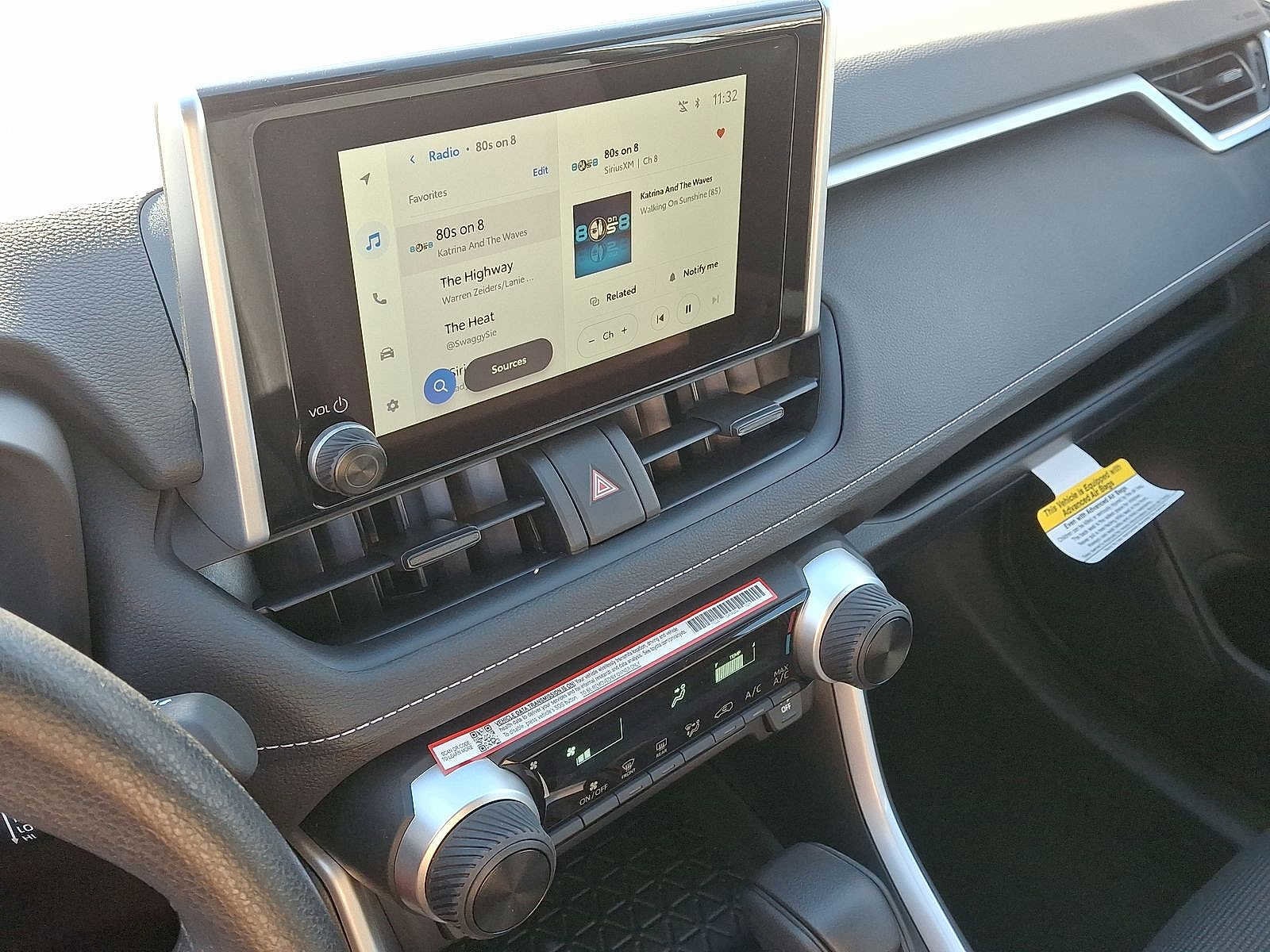 Thumbnail: 2025 Toyota RAV4 - 22