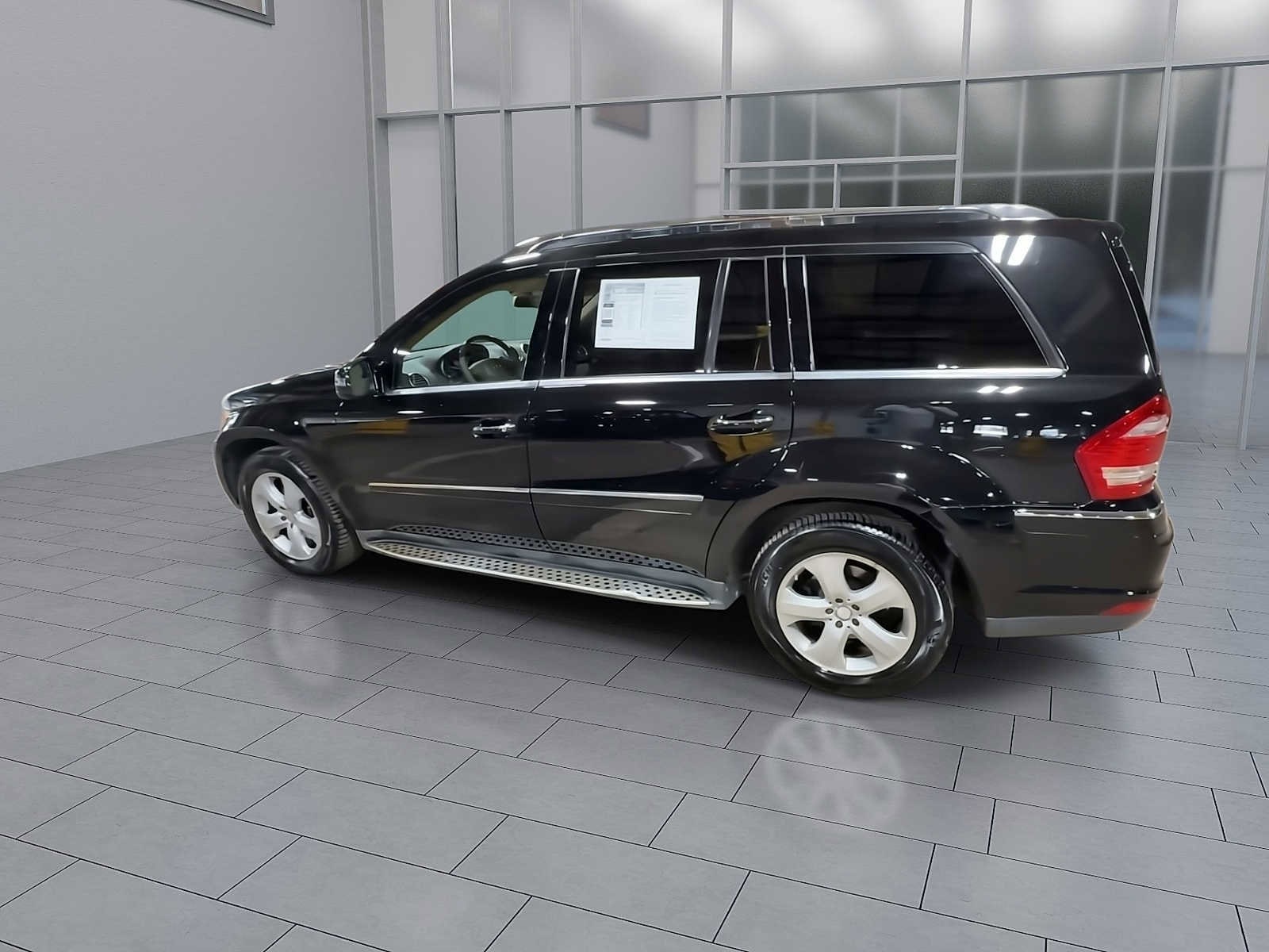 Thumbnail: 2011 Mercedes-Benz GL-Class - 6