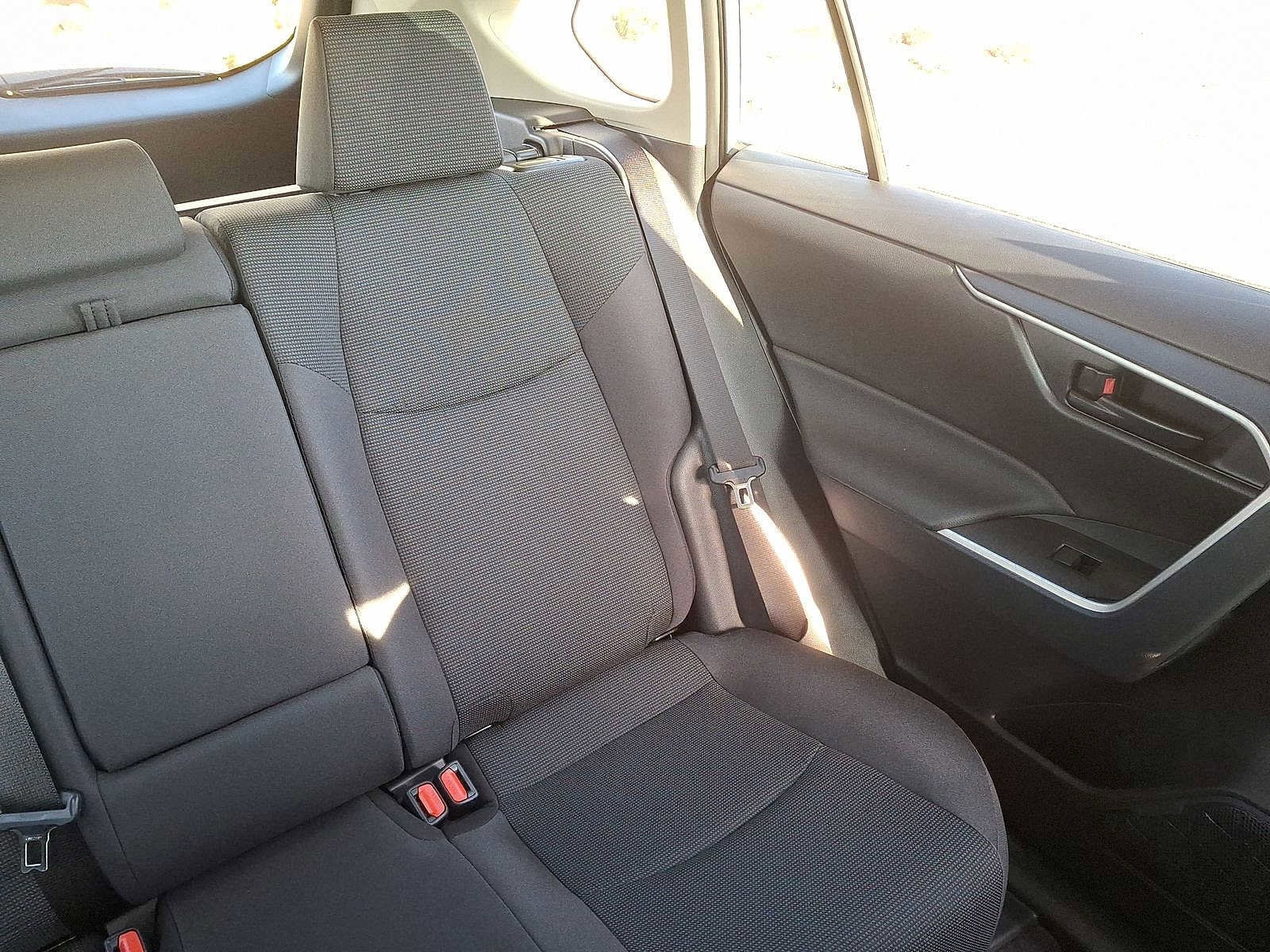 Thumbnail: 2025 Toyota RAV4 - 14