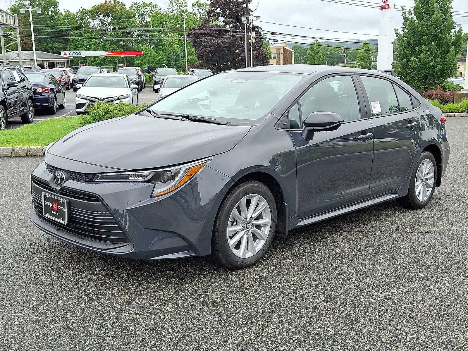 Thumbnail: 2026 Toyota Corolla - 10