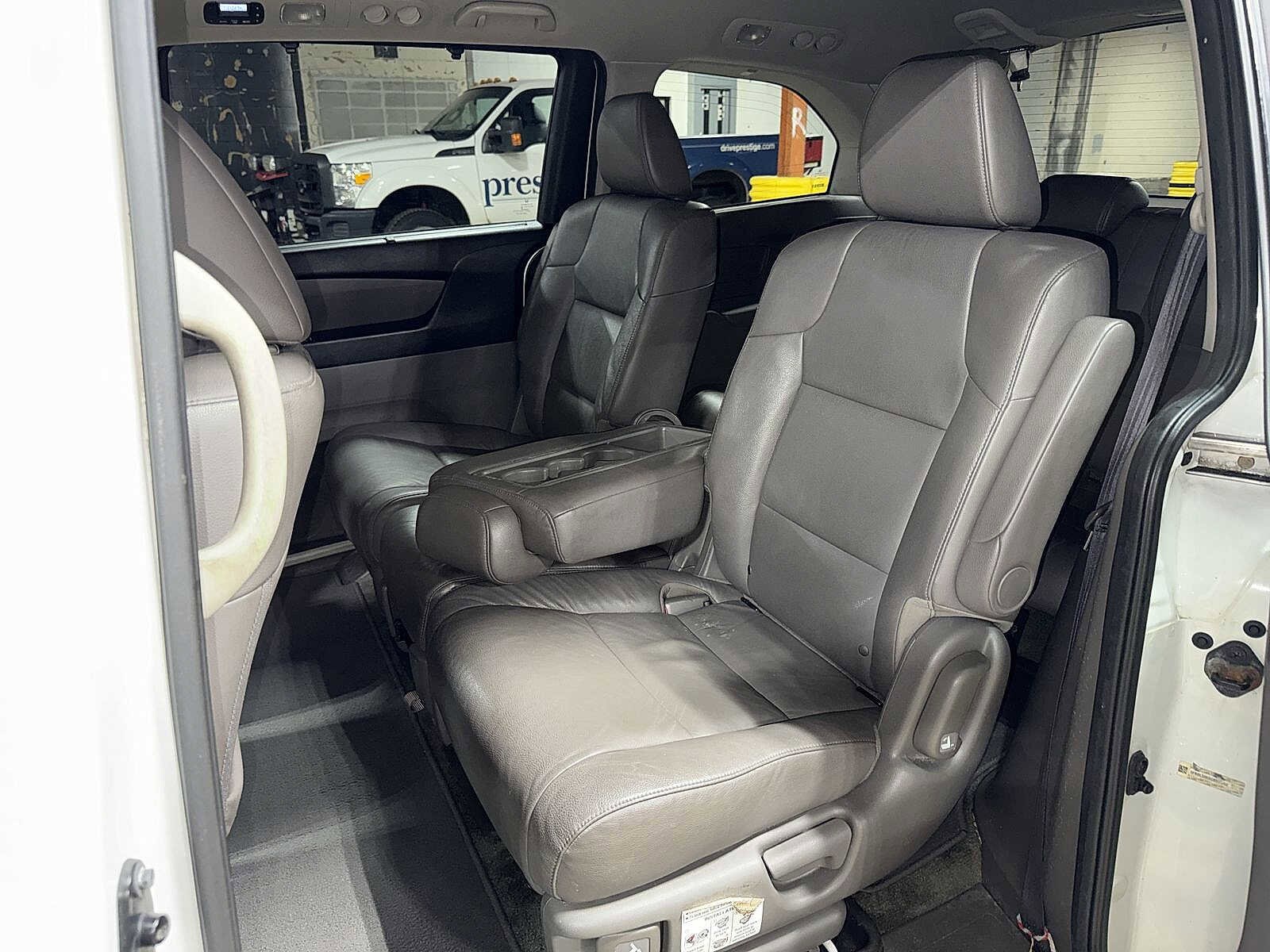 Thumbnail: 2016 Honda Odyssey - 17