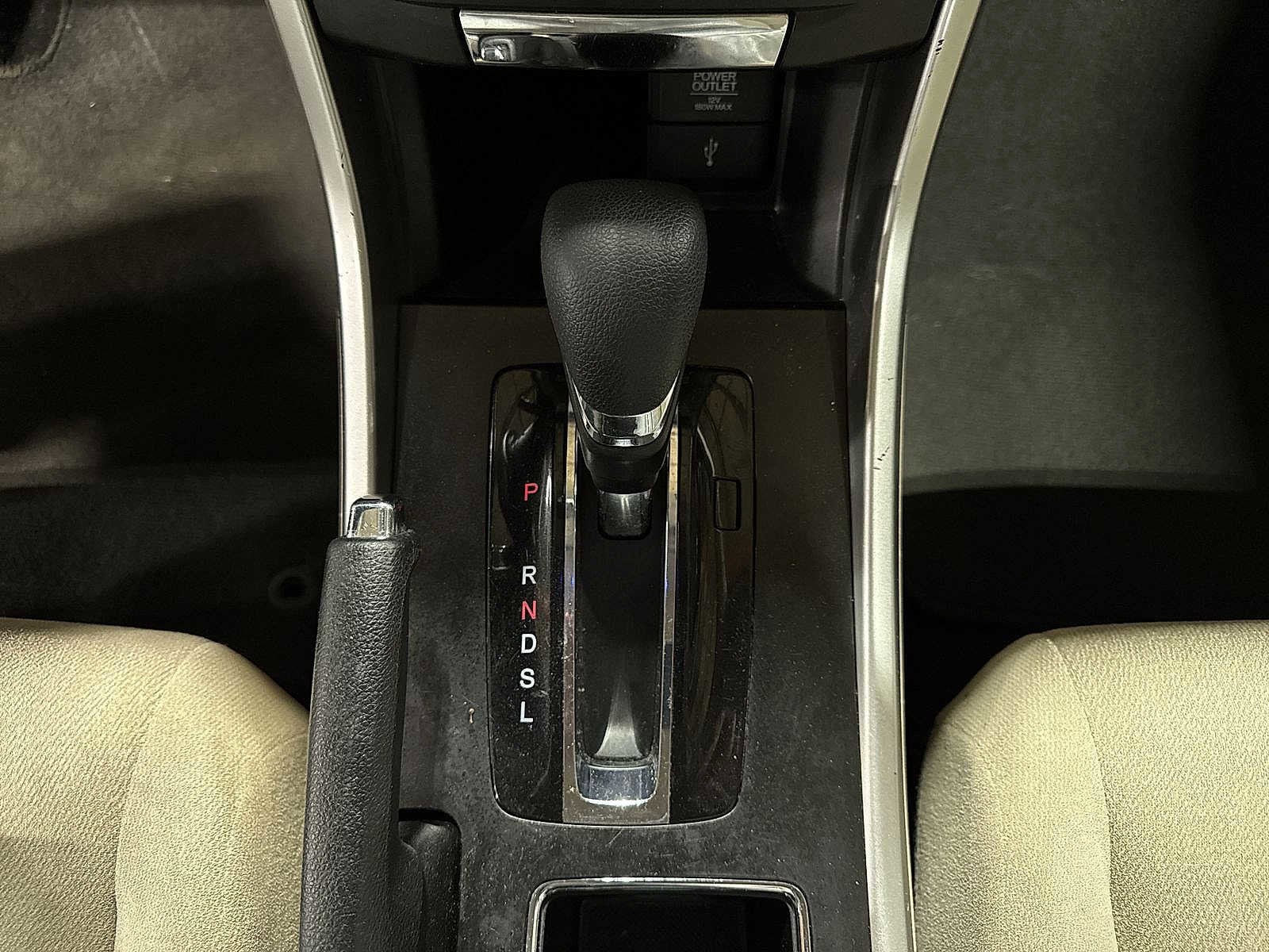 Thumbnail: 2013 Honda Accord - 28