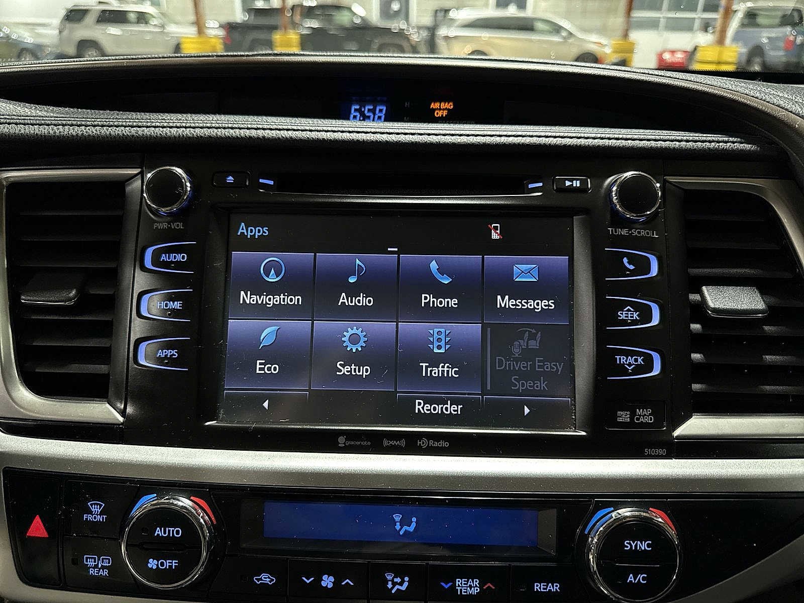 Thumbnail: 2019 Toyota Highlander - 32