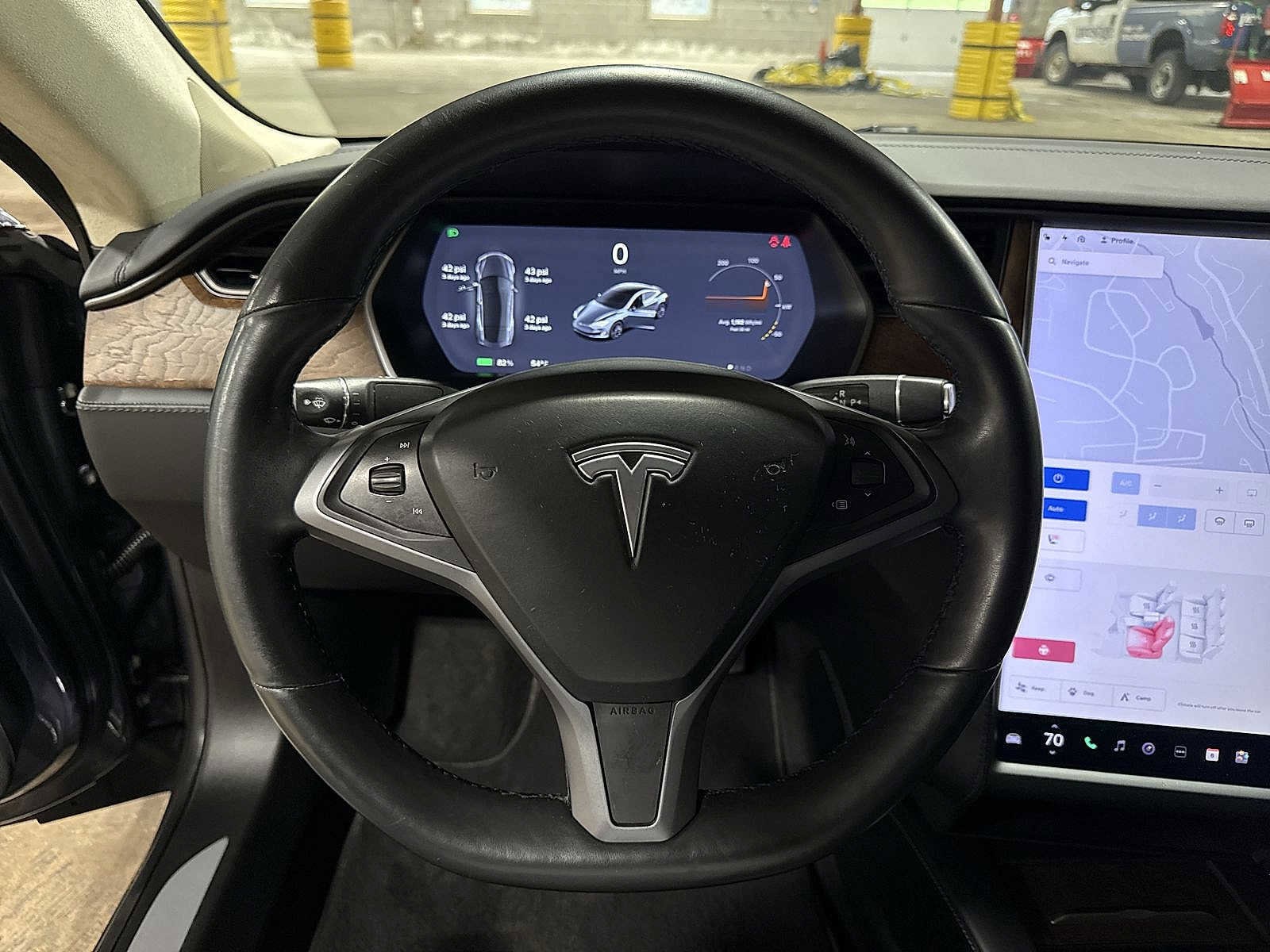 Thumbnail: 2018 Tesla Model S - 18