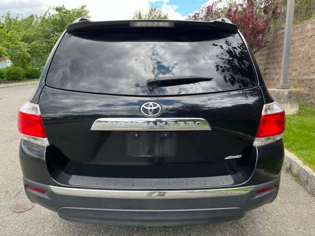 Thumbnail: 2013 Toyota Highlander - 5