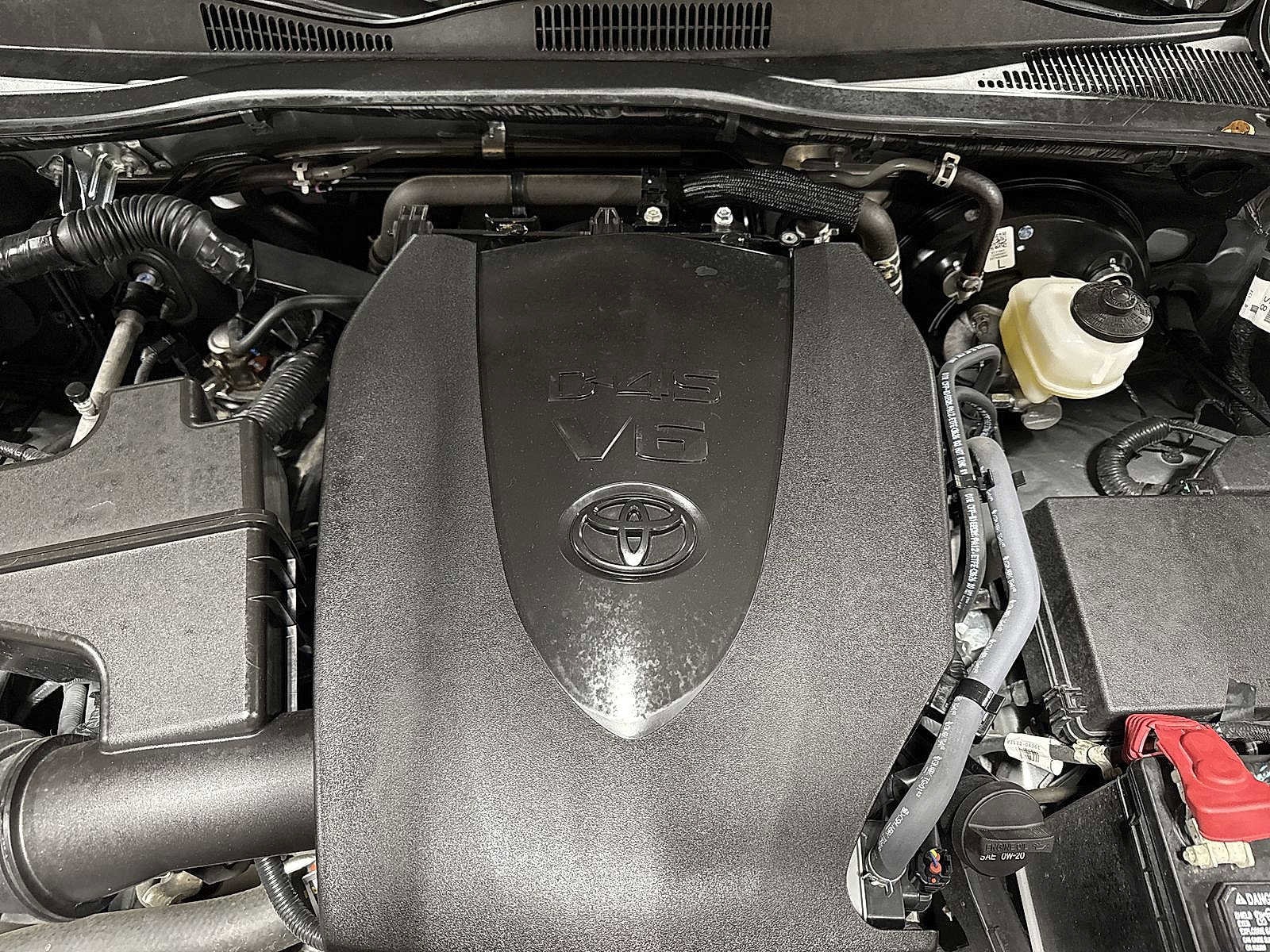 Thumbnail: 2023 Toyota Tacoma - 12