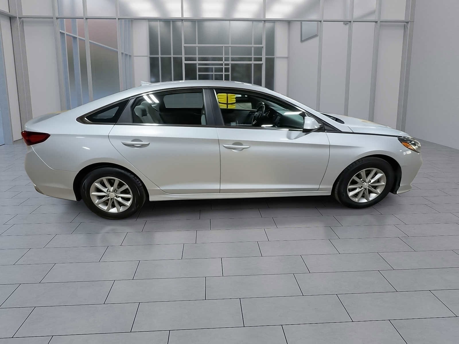 Thumbnail: 2018 Hyundai Sonata - 9