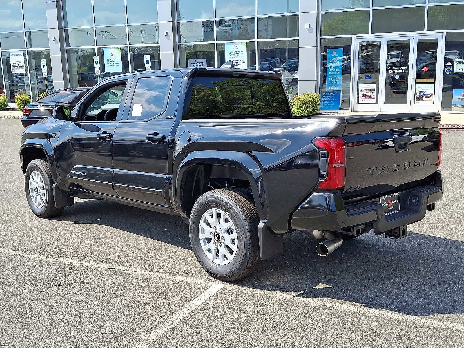 Thumbnail: 2025 Toyota Tacoma - 6